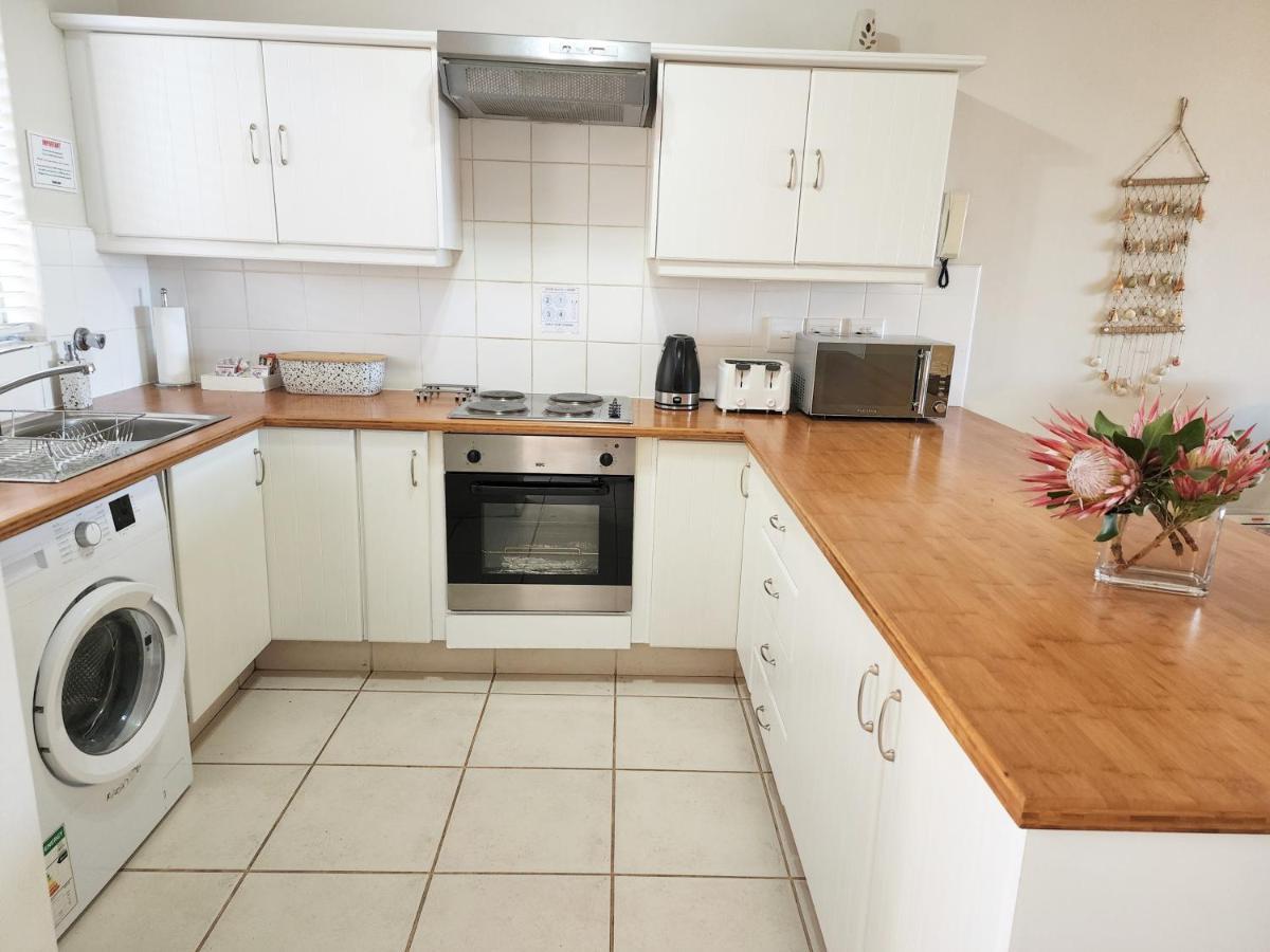 The Potting Shed Self Catering Apartment Херманус Екстериор снимка
