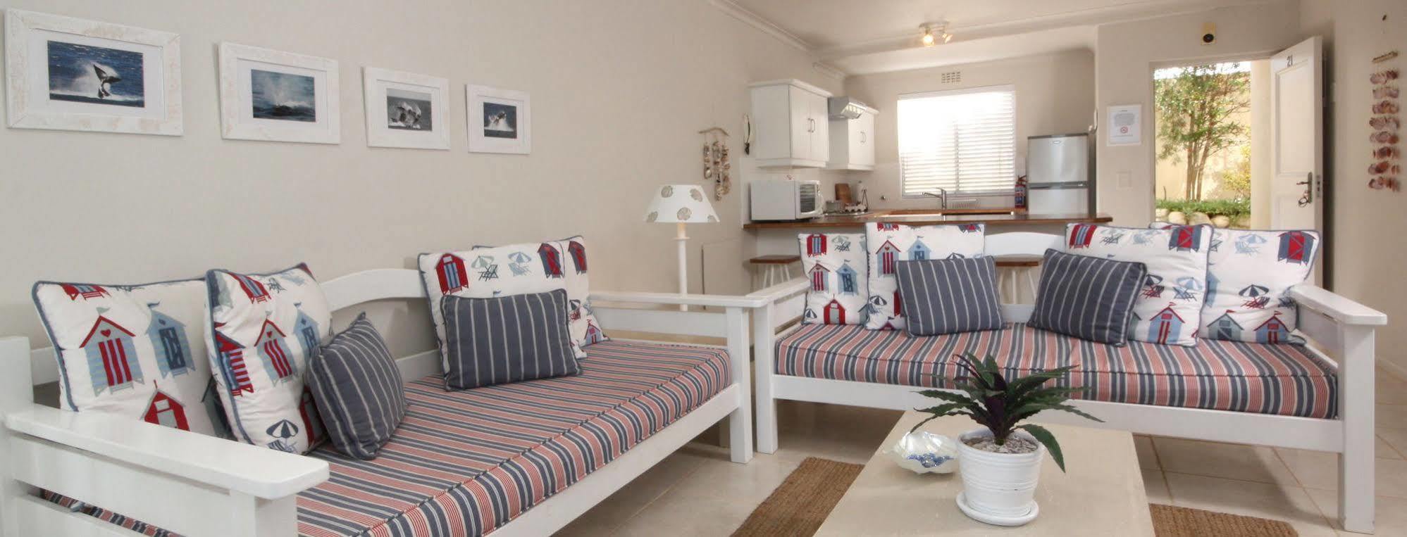 The Potting Shed Self Catering Apartment Херманус Екстериор снимка
