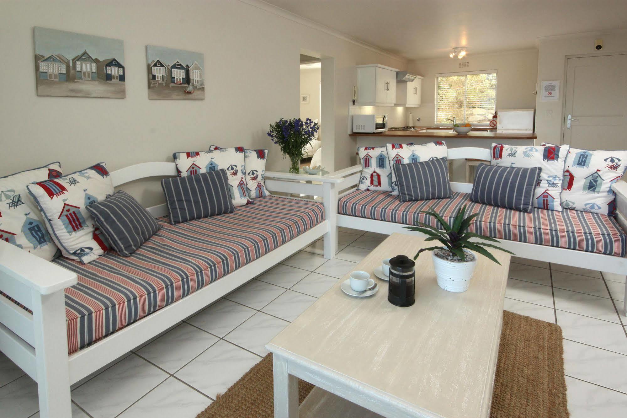 The Potting Shed Self Catering Apartment Херманус Екстериор снимка