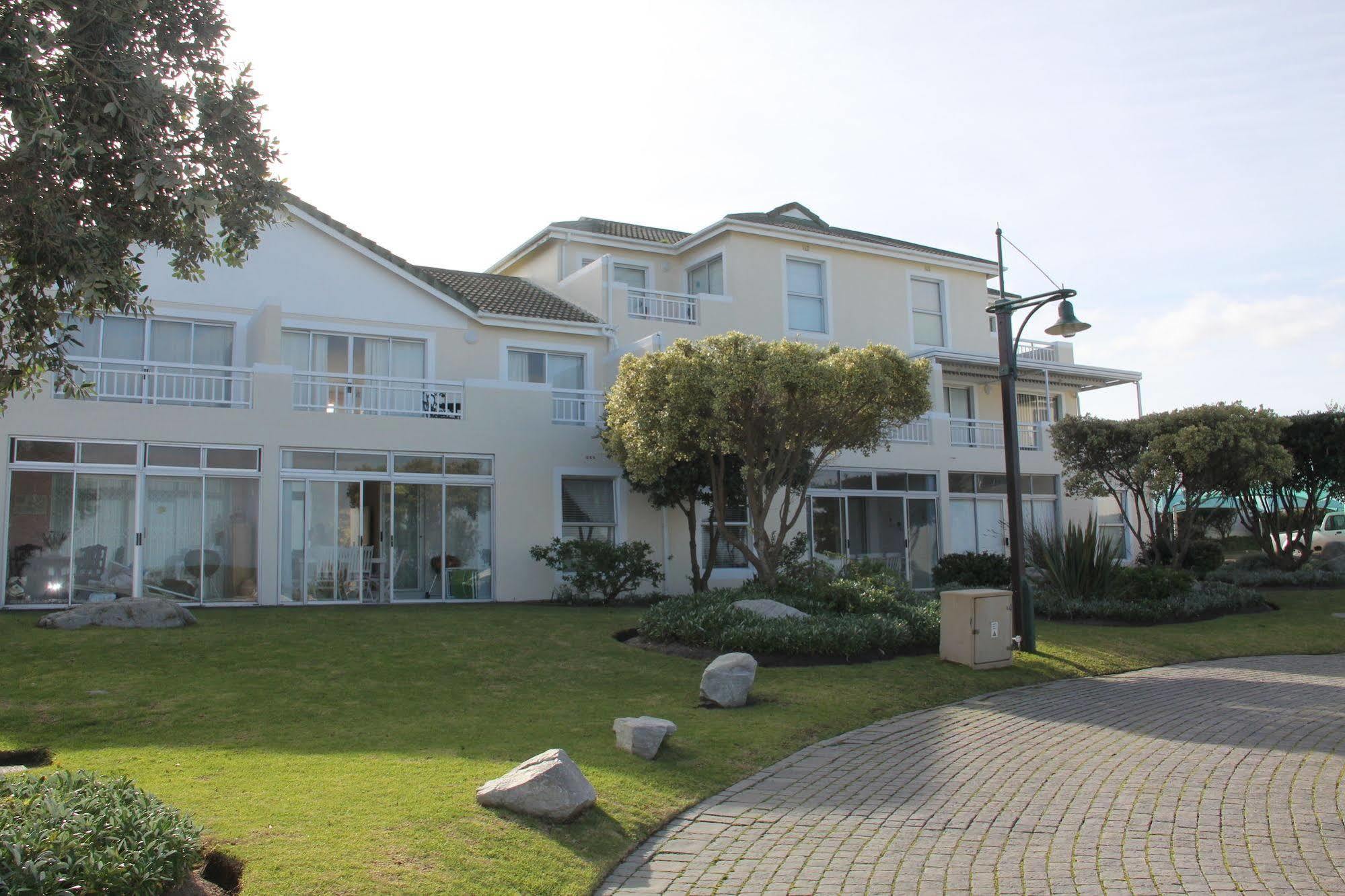 The Potting Shed Self Catering Apartment Херманус Екстериор снимка